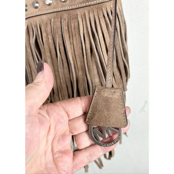 Michael Kors Billy Fringe Boho Crossbody Bag Taupe Suede Studded Western Style - Picture 3 of 16